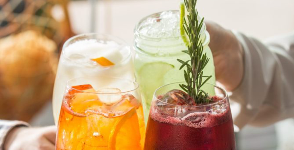 Gin et jus: le cocktail parfait! Notre top 5 de recettes à la Oasis 1 top 5 gin cocktail