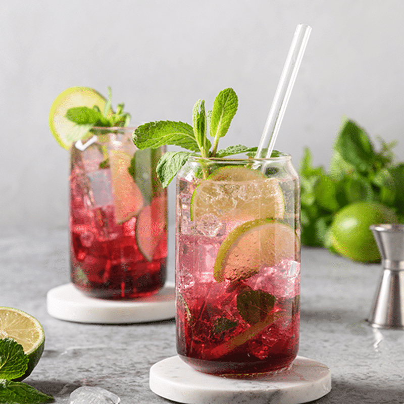 Les 25 recettes de cocktails classiques préférés des Canadiens 16 BLUEBERRY Blueberry Mojito 800x800 1